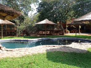 Elephant Trail Guesthouse and Backpackers Hostel
