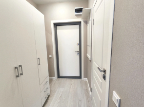 Квартира Enigma Apartments - Студия с панорамным окном в ЖК Аквамарин
