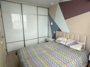 Квартира уютная напротив Театра оперы и балета