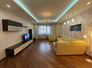 Ot Kompanii Khoum Hotel Na Leninskaya 61 Flat