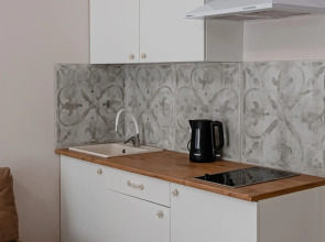 Апартаменты Студия у Станции Метро Грушевка