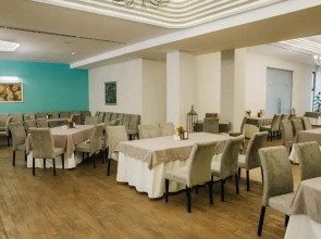 Отель President