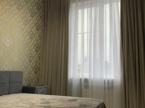 Dvuhurovnevyie S Dizajnerskim Remontom Apartments