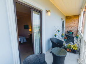 Отель Citadel Narikala