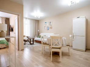 Апартаменты 1+ по Ивана Захарова 9/1