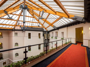 Отель Grand Hotel Yerevan