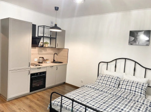 Квартира Loft Studio on Komendantskiy