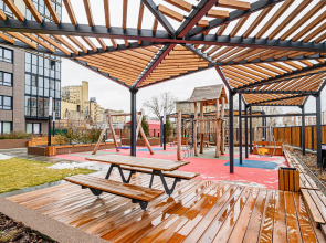 Апартаменты двухкомнатные Stepanenkov на Большевистской 32 на 8 этаже