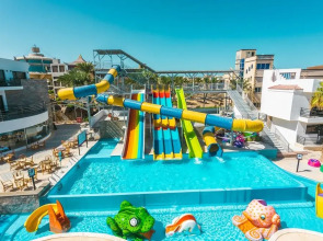 La Rosa Waves Beach - Couple & Families Only