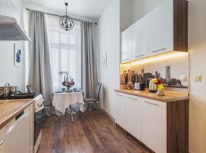 Квартира GM Apartments в легендарном Доме на Набережной