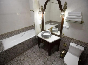 Отель The Shahar