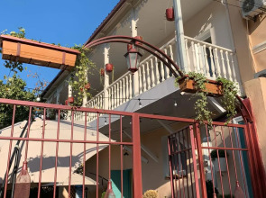 Отель Gvino Minda