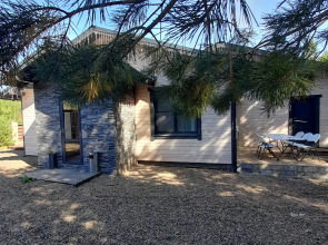 Частный дом 15 Солнечная Долина с бассейном на территории курорта Нечкино