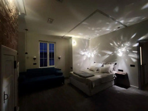 Апартаменты Дизайнерские апартаменты возле озера