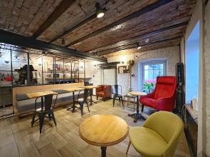 Хостел BookCase Hotel&Hostel