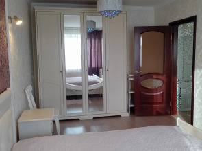 Квартира Притомский Классик, 2-комнатные апартаменты напротив Кассационного суда, рядом с Кузбасс-Арена