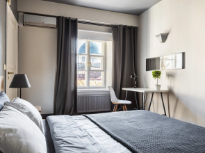 Апартаменты Двухуровневые Little Italy 140 кв.м с видом на собор