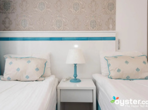 Отель Star Holiday