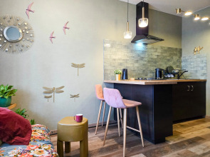 Апартаменты Райское место с панорамным видом, Сеть ЙоХоум