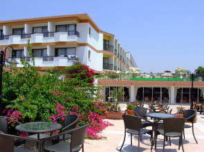 Avlida Hotel