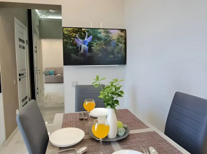 Апартаменты в ЖК Метрополь с Красивым Видом на Горы