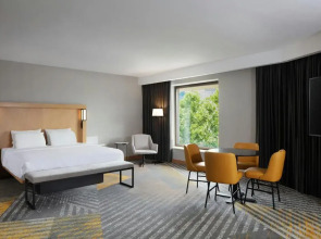 Отель Courtyard by Marriott Tbilisi