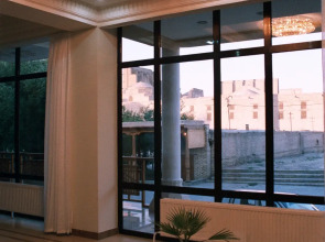 Отель Omar Khayyam