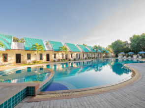 The Green Beach Resort