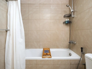 Апартаменты Welcome Home in Marina Crown 1 Спальня с Балконом