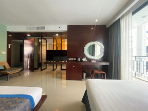 Отель Long Beach Garden Hotel & Pavilions