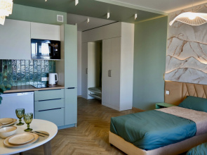 Na Ulitse Partizana Zheleznyaka 38 Apartments