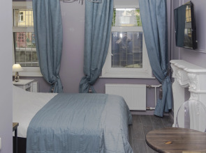 Апартаменты 1 на Колпинской 5