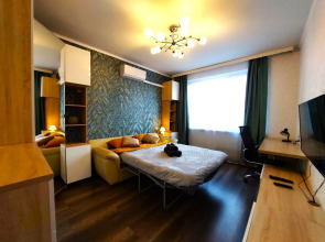 Квартира Трехкомнатная Недалеко от Метро Пражская