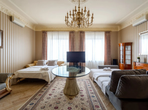 Апартаменты Роскошные с Видом на Кремль