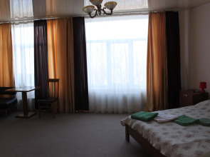 Отель Ягуар