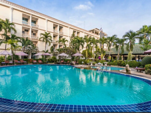 Отель Romeo Palace