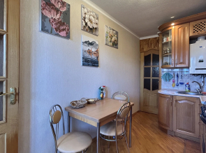 Квартира 2-х комнатная в центре посёлка Тульского