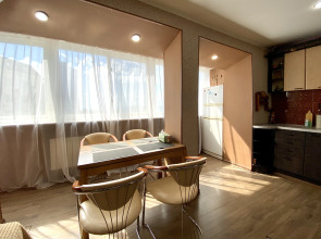 Апартаменты 3х комн на Бестужева 15 в 10 минутах от ЖД вокзала