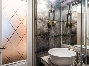 Апартаменты с Уникальным Дизайном у Новой Голландии