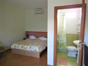 Отель Лучистая