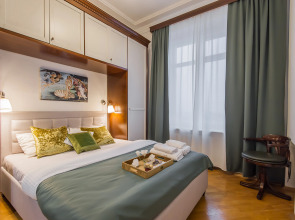 Квартира GM Apartments на 16 этаже Сталинской высотки