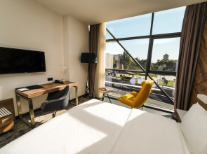 Отель Messier 53 Yerevan