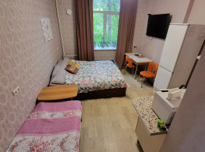 Апартаменты Возле Аэропорта Кольцово и Мини Студии Маяк