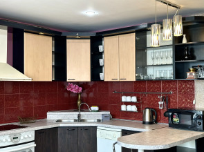 Апартаменты 3х комн на Бестужева 15 в 10 минутах от ЖД вокзала