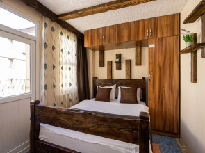 Pi Home & Apartments