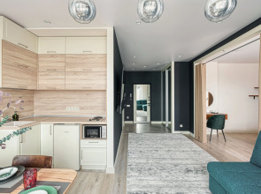 Апартаменты 36. Самый центр. Вид на город и горы. Идеально для командированных и туристов.