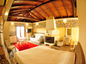 Oreiades Village Guest House