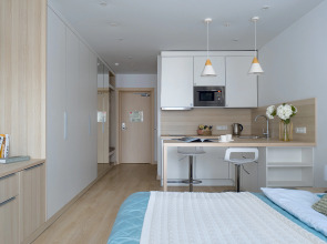 Апартаменты Live Here and Now