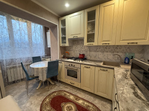 Квартира Уютная Квартира с Видом на горы в самом центре Владикавказа.