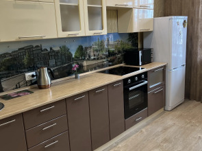 Квартира на Авиаторов 10